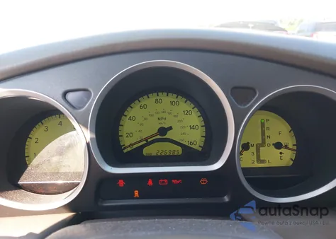 2001 Lexus Gs z USA, uszkodzony, nr VIN JT8BD69S610119062